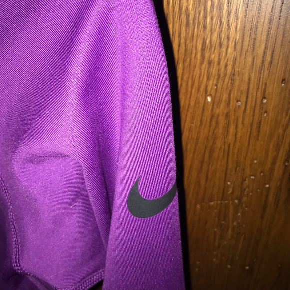 EUC NIKE PRO QUARTER ZIP - Picture 2 of 5